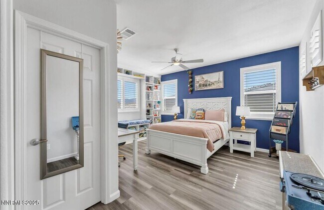 Building Photo - Charming 4 Bedroom Newer South Reno Home