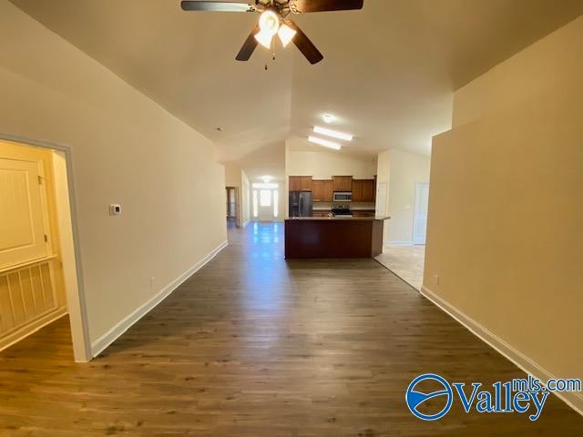 Building Photo - 109 Oak Shade Dr