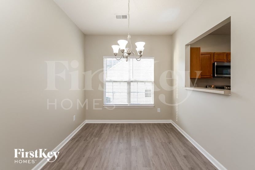 Building Photo - 2843 Mossy Meadow Dr