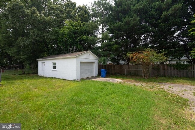 Building Photo - 107 Ellerbe Dr