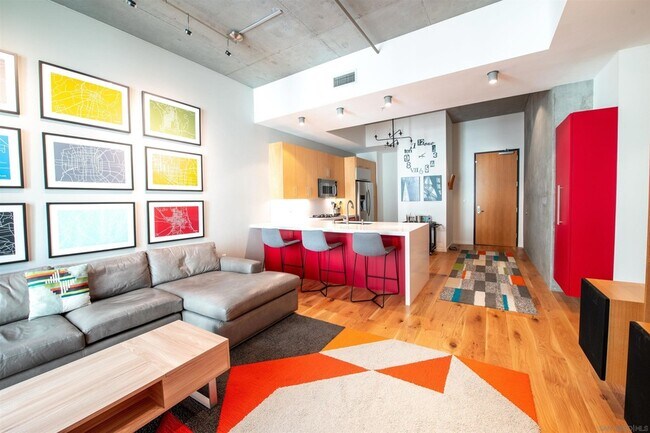 Building Photo - 1050 Island Ave