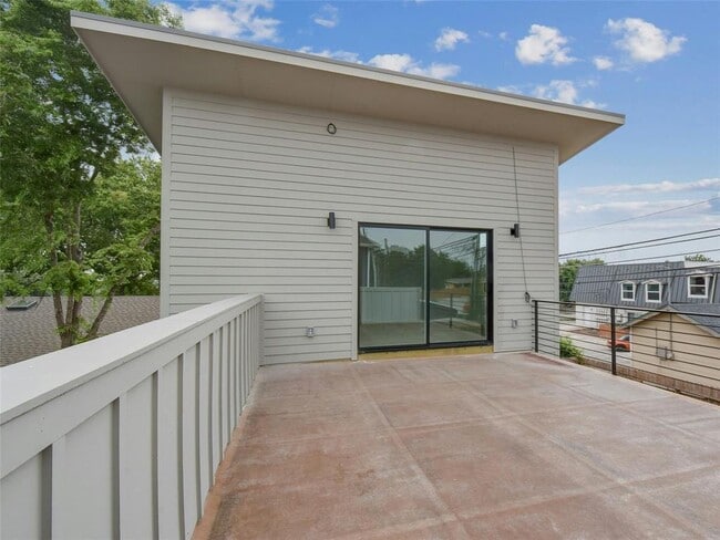 Building Photo - 313 Blackson Ave