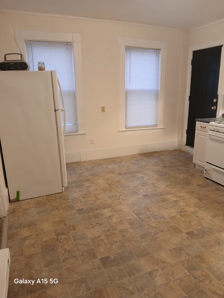 Building Photo - 183-187-187 Franklin St