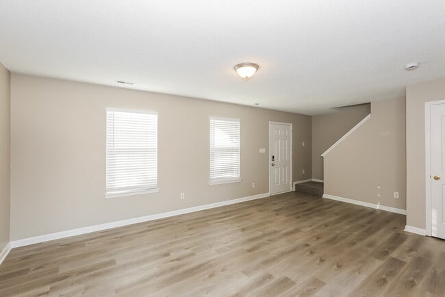 Building Photo - 15718 De Havilland Dr