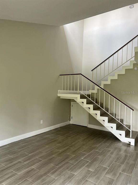 Building Photo - 605 Woodridge Dr