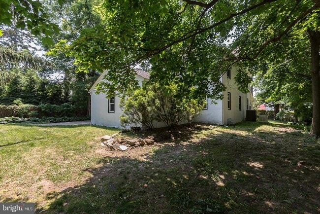 Building Photo - 337 Righters Mill Rd