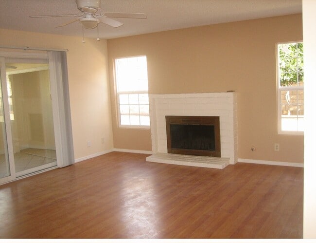 Building Photo - 1431 Alta Ave