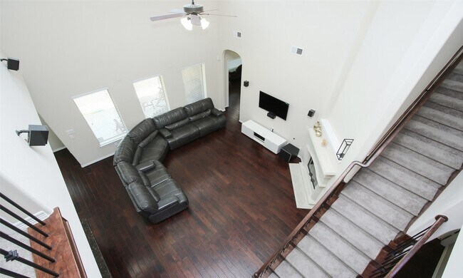 Building Photo - 27019 Drybank Creek Ln