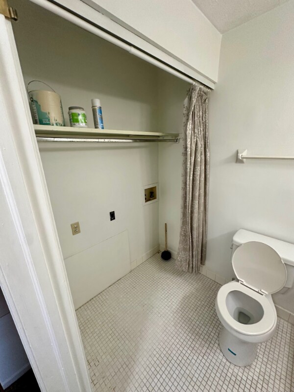 Building Photo - 1490 Slade Ave