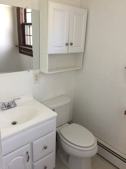 Building Photo - 1336 County Rd