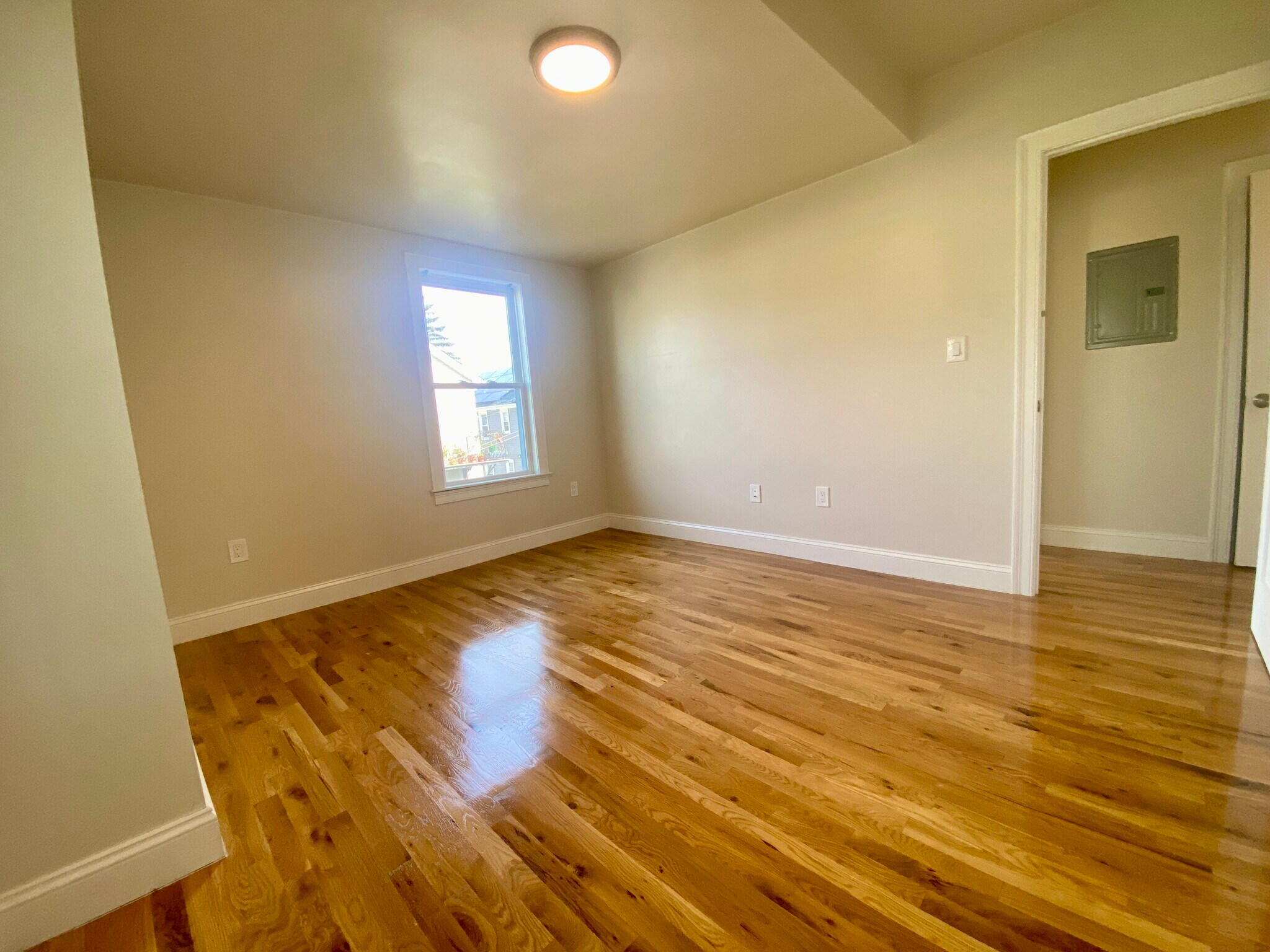 Building Photo - 96 Willis Ave