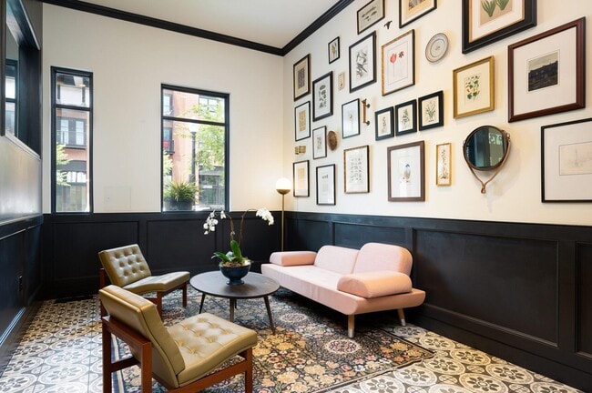 Building Photo - 1339 E St SE