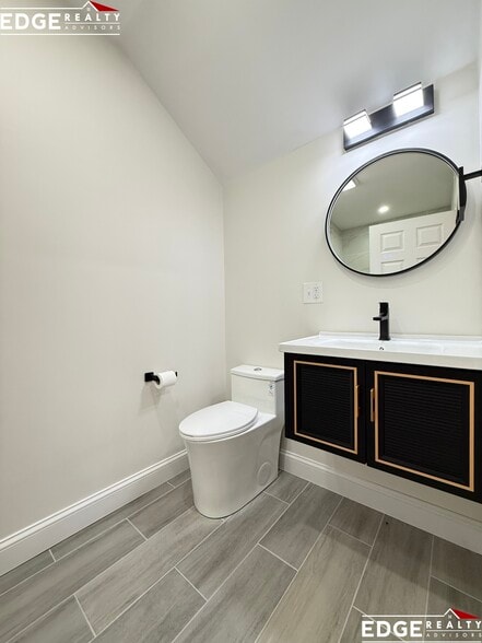 Building Photo - 29 Cottage St