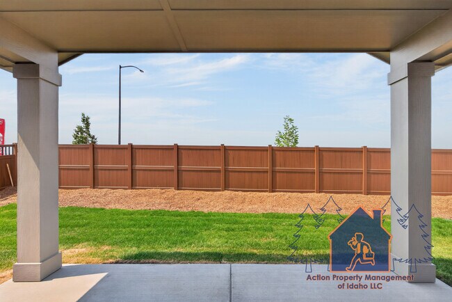 Building Photo - 2079 S Border Wy