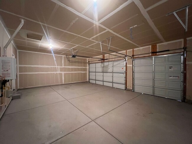 Building Photo - Beautiful 4 Bedroom Home in Fallon