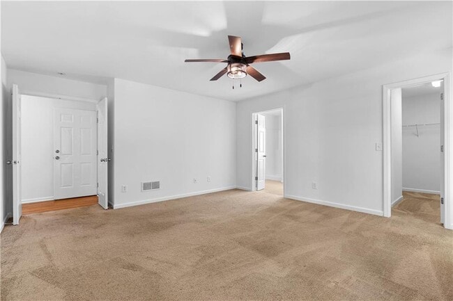 Building Photo - 80 Castle Ct