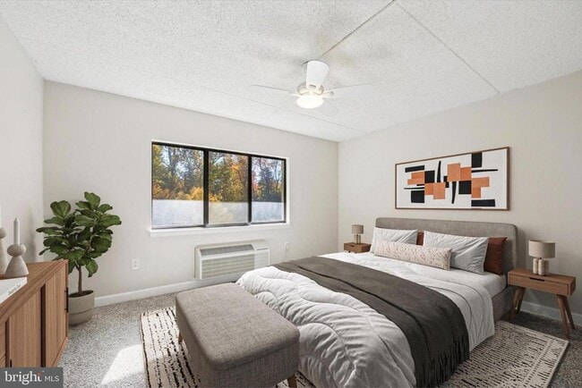 Building Photo - 800 Avondale Rd