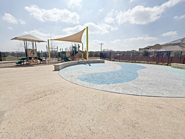 Building Photo - 5131 Blind Shot