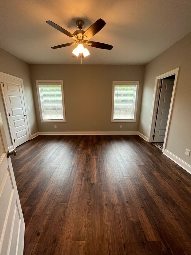 Building Photo - Available for July!