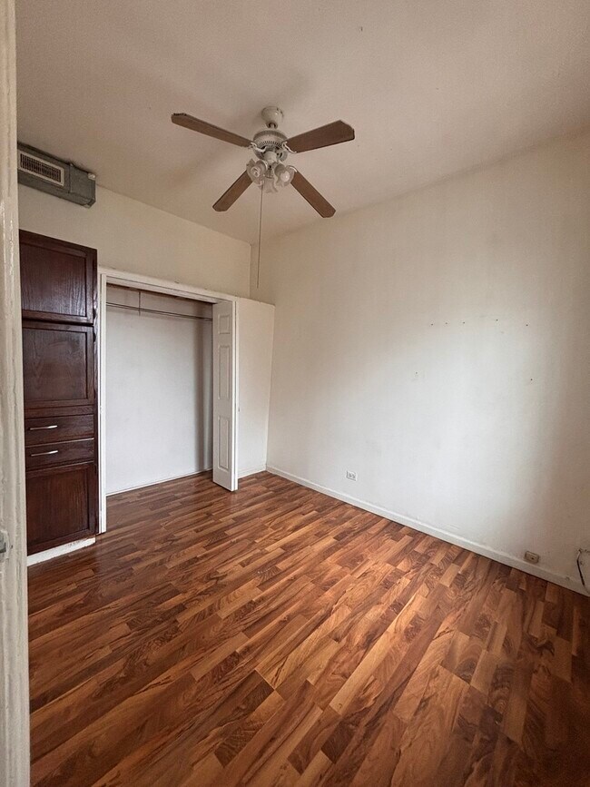 Building Photo - 2701 W 18th St