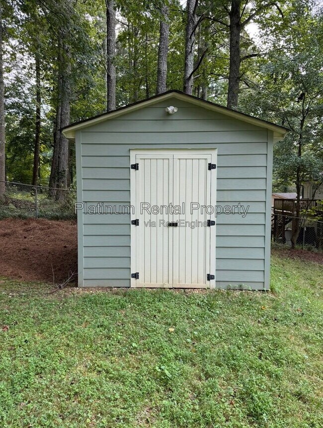 Building Photo - 3016 Butler Creek Rd NW
