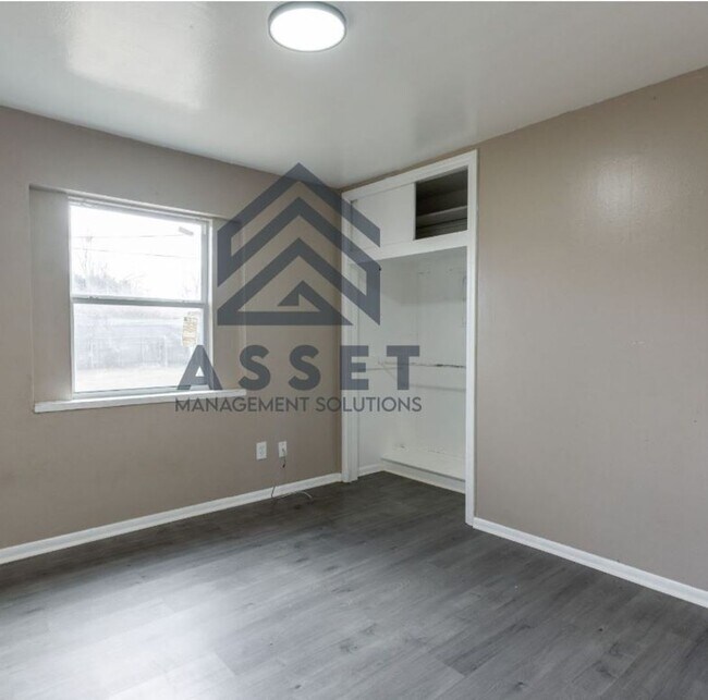 Building Photo - 4-Bedroom Available for Rent to Own & Lease!!