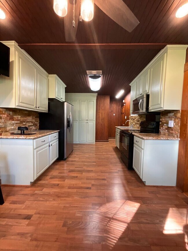 Building Photo - 157 O'Hara Road