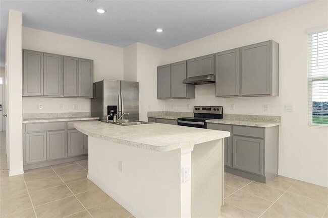 Building Photo - 2206 Tay Wes Dr