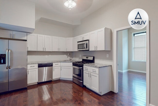 Primary Photo - 1703 St Paul St