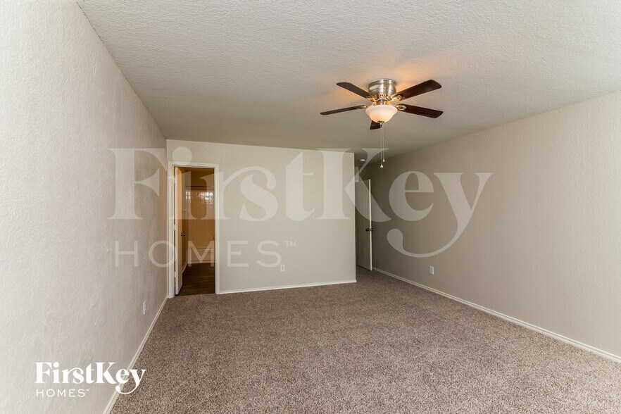 Building Photo - 7930 Brazoria Park