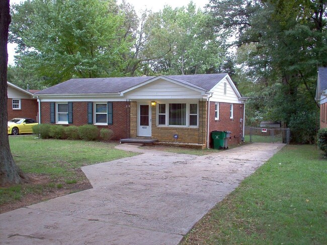 Primary Photo - 3-Bedroom 1-Bath Single Family Home Coming...