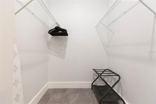 Building Photo - 2013 E Waters Ave