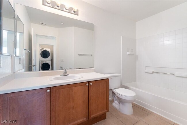 Building Photo - 7417 Delicious Ct