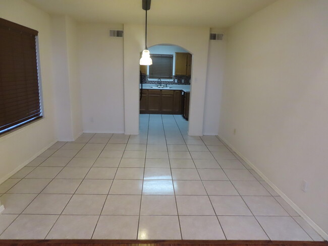 Building Photo - 12944 Tierra Pueblo Dr