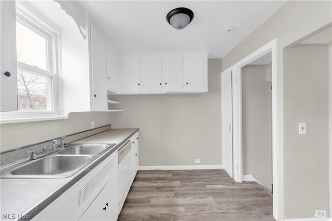 Building Photo - 21303 Kenyon Dr