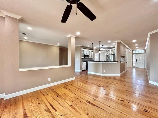 Building Photo - 1303 White Dove Cove