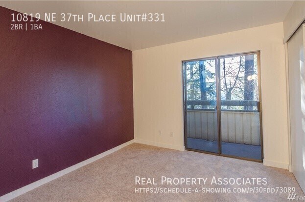 Building Photo - 10819 NE 37th Pl