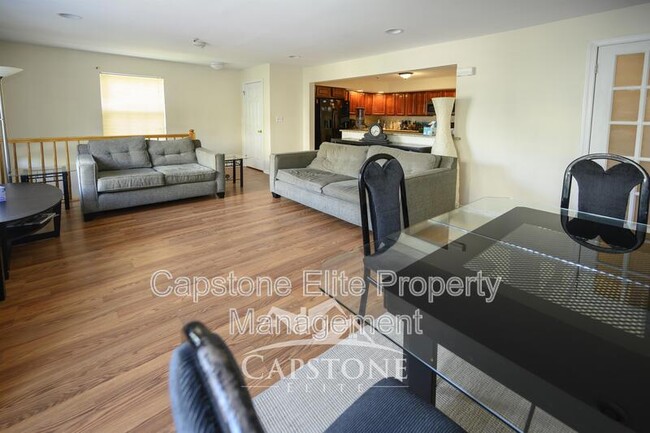 Building Photo - 206 Matthews Drive