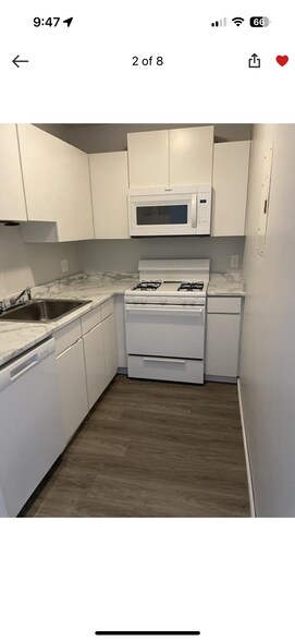 Building Photo - 26 Kenmar Dr