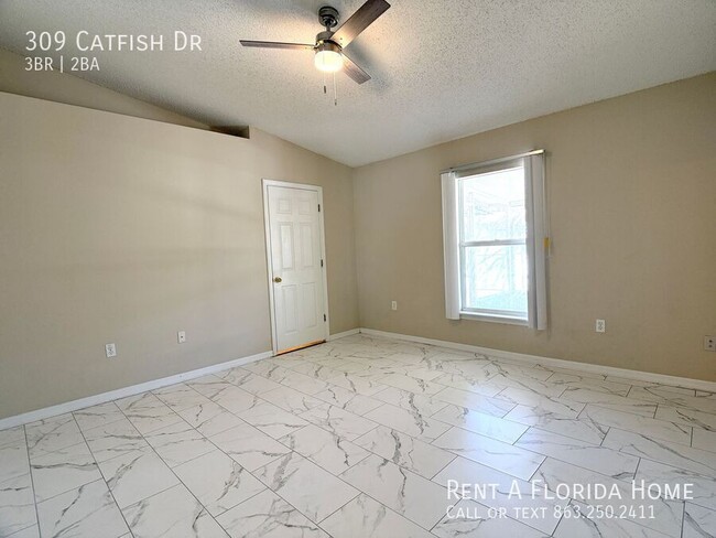 Building Photo - 309 S Catfish Dr