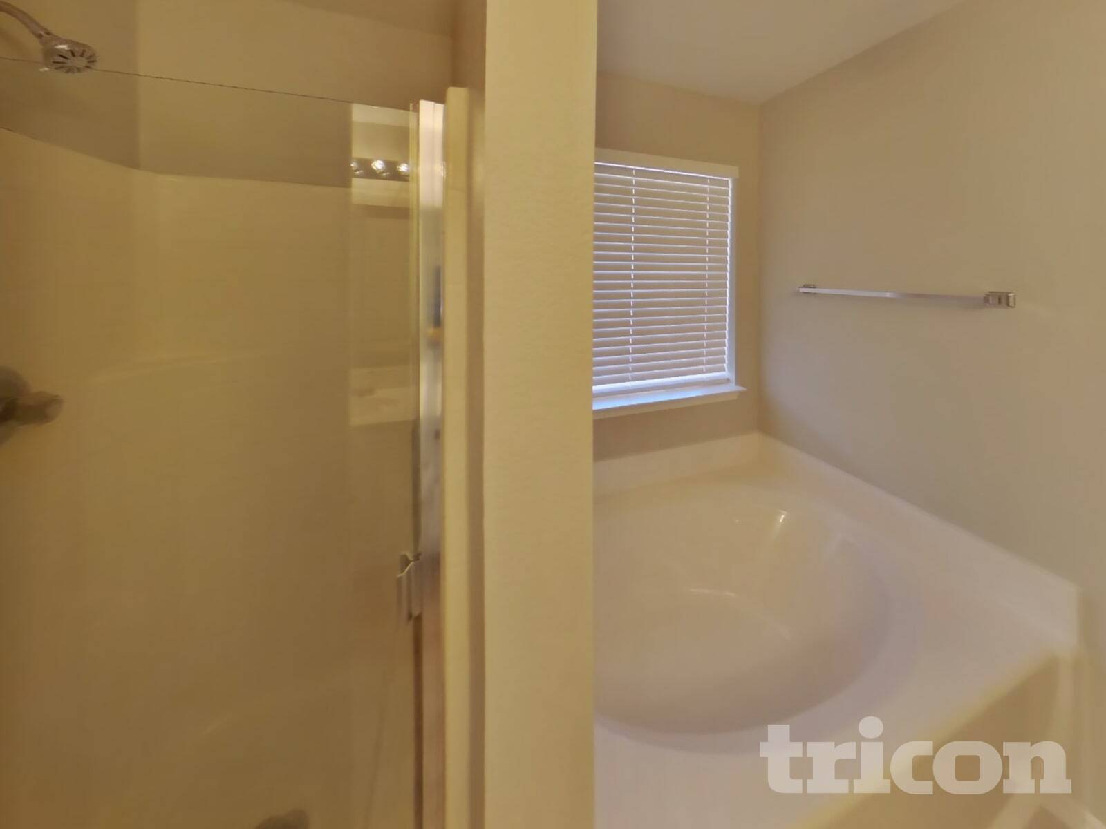 Building Photo - 917 Red Oak Trails