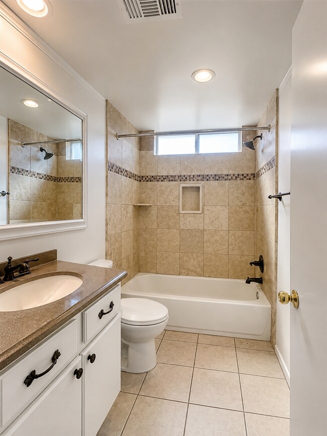 Building Photo - 22941 Banyan Pl