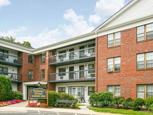 Building Photo - 757 Highland Ave