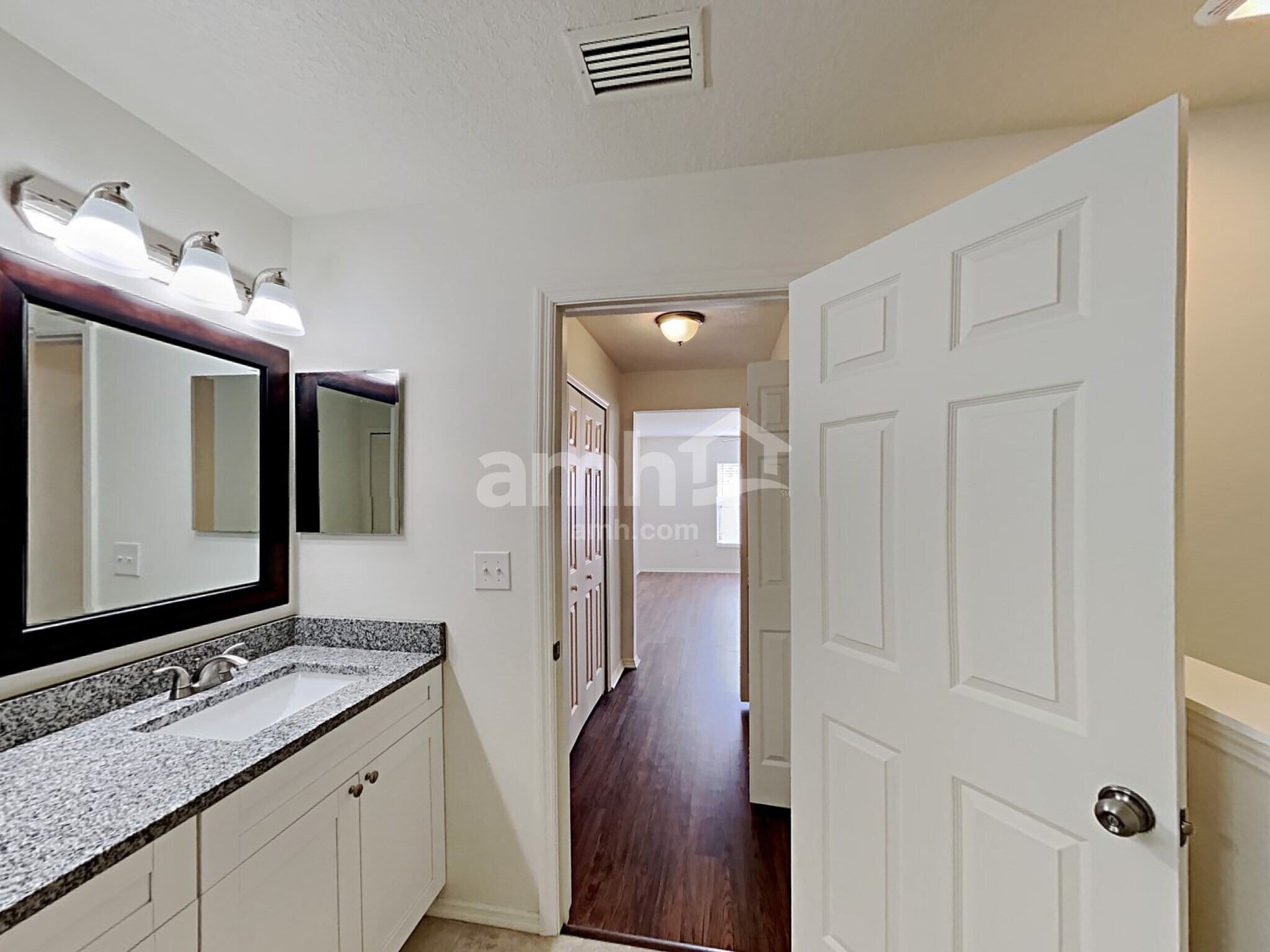 Building Photo - 30908 Temple Stand Ave