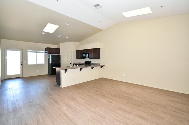 Building Photo - 3886 S Brianna Dr