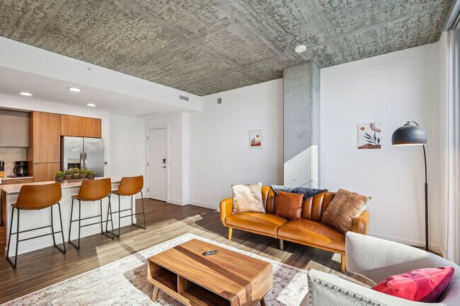 Building Photo - 222 E Jefferson St