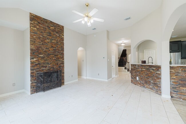 Building Photo - 20314 Nellie Gail Trail Ln