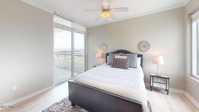 Building Photo - 2060 Beach Blvd