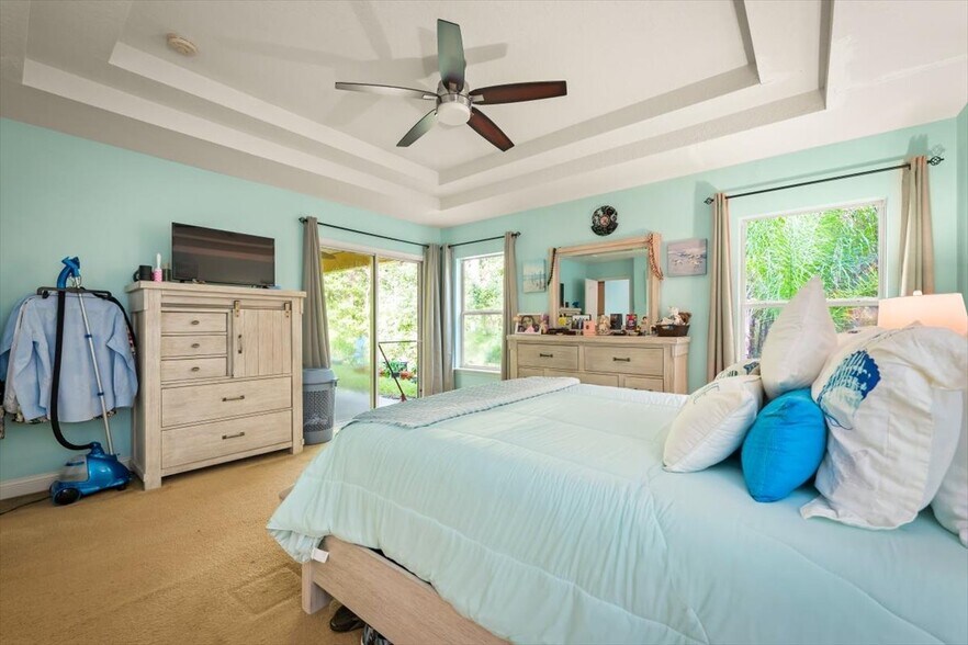 Building Photo - 11829 Carolwood Ln