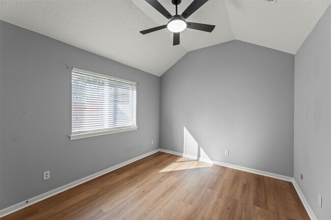 Building Photo - 1019 Sugar Mountain Ct